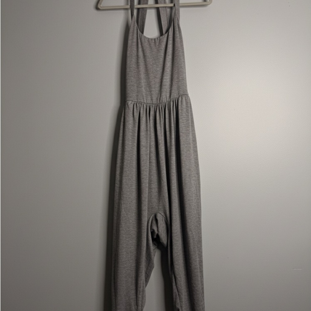 Halara Cloudful™ Charcoal Gray Jumpsuit – Size Medium | Easy-Access Back Design